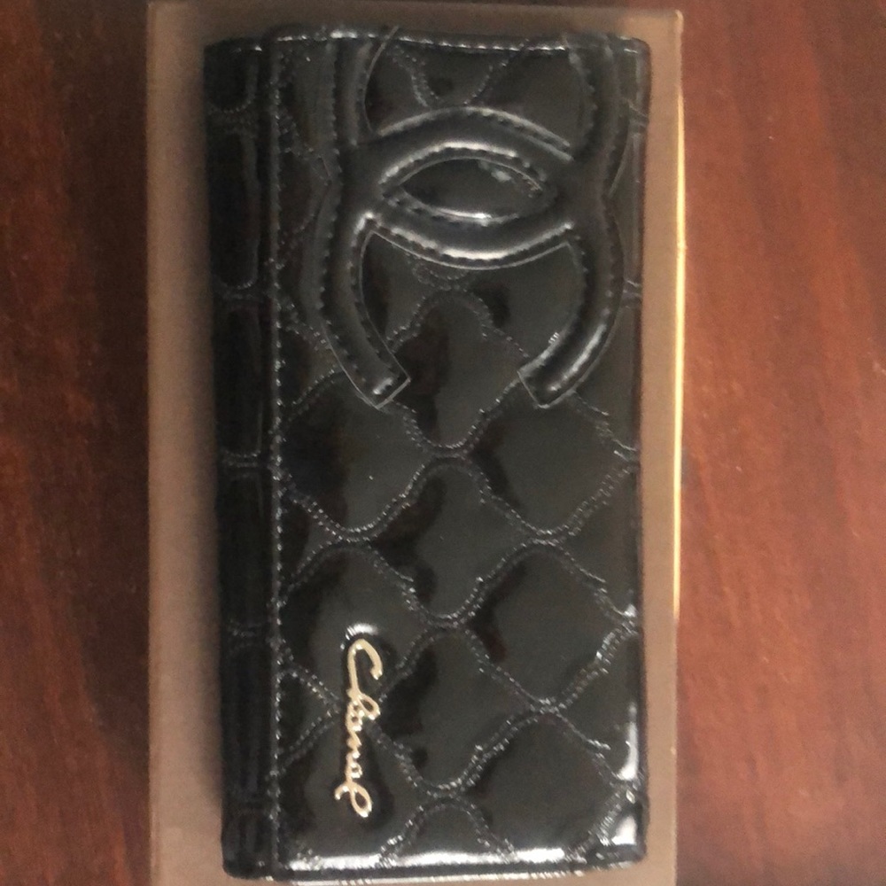 Black new wallet